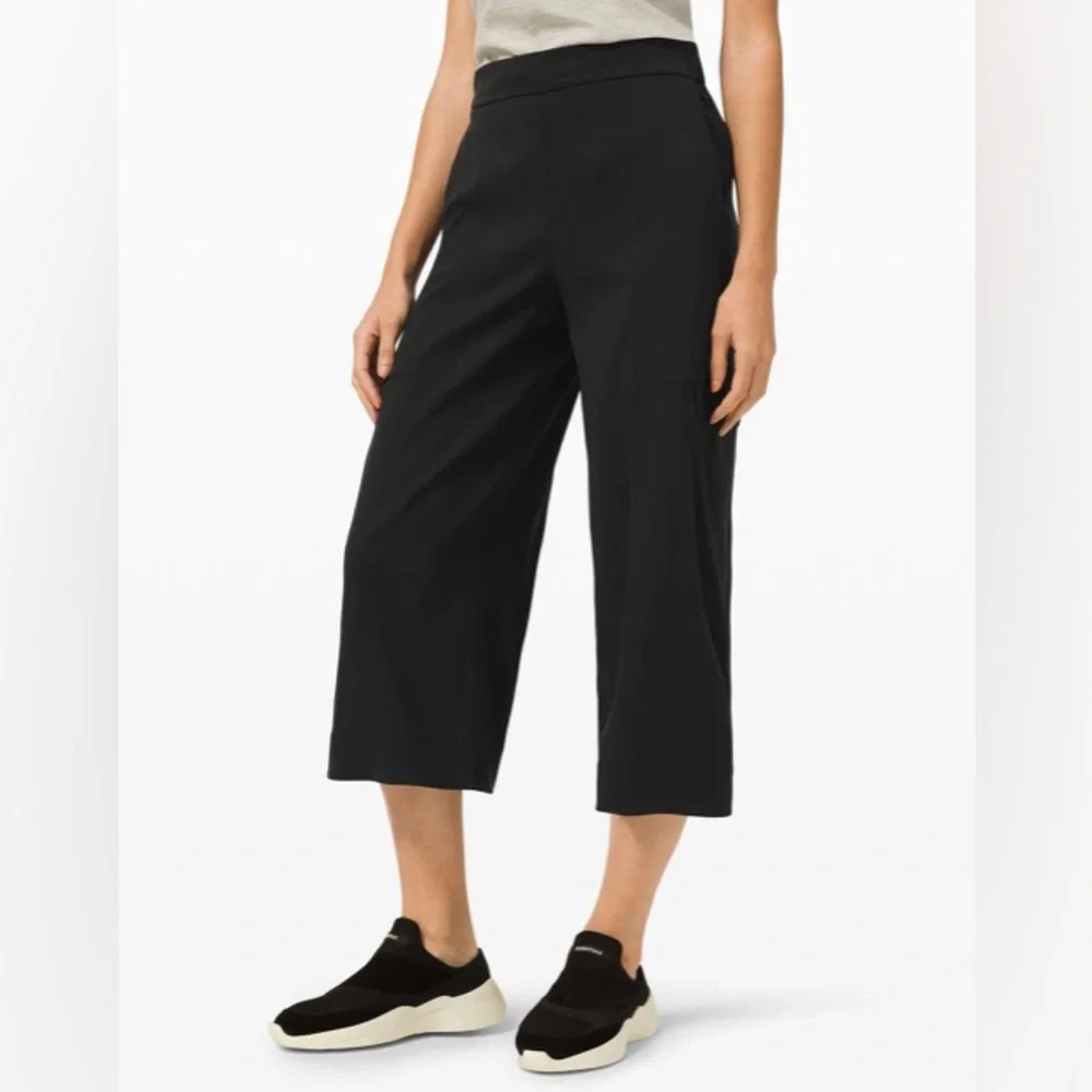 Lululemon Metropolis Maven High Rise Crop Pants